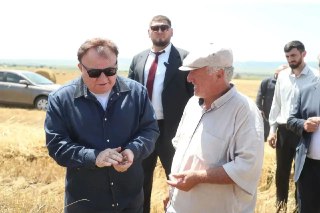 Калиматов оценил уборочную кампанию в Малгобекском районе